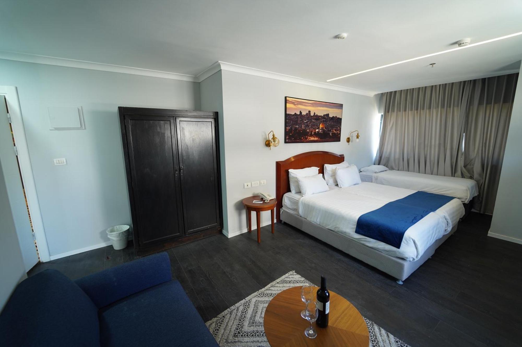 Spirit Of Herzl Hotel Йерусалим Екстериор снимка