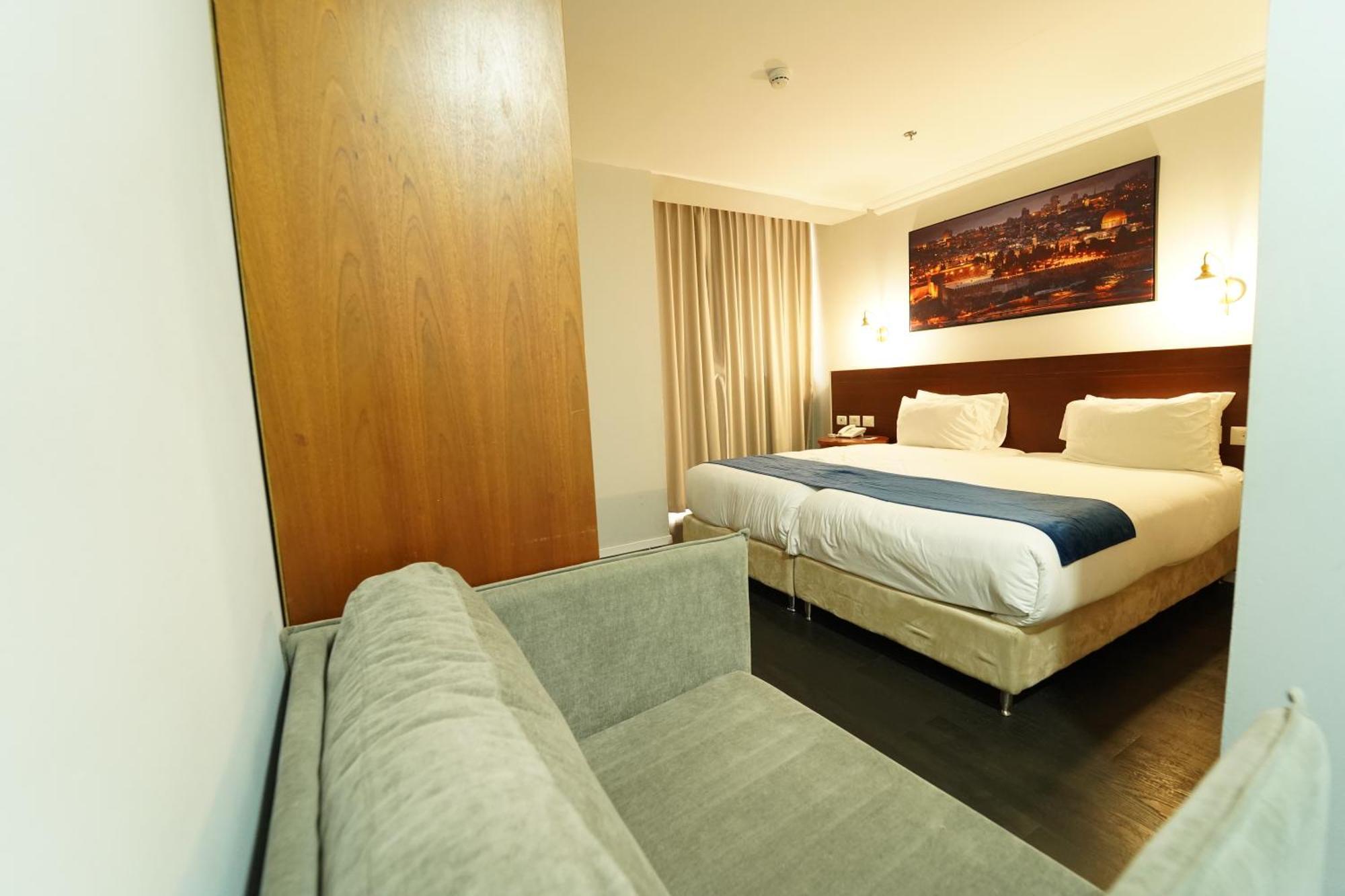 Spirit Of Herzl Hotel Йерусалим Екстериор снимка