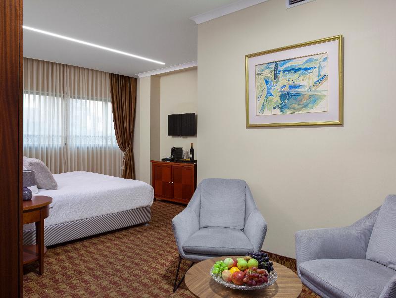Spirit Of Herzl Hotel Йерусалим Екстериор снимка